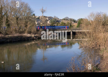 First Great Western train travelling over the river Avon, Bradford on Avon, Wiltshire, England, UK Stock Photo