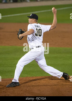 Orlando, FL, USA. 1st Mar, 2016. Relief UCF pitcher Campbell Scholl (30) during NCAA baseball game action between the Florida Gators and the UCF Knights. Florida defeated UCF 9-5 at Jay Bergman Field in Orlando, FL Romeo T Guzman/CSM/Alamy Live News Stock Photo