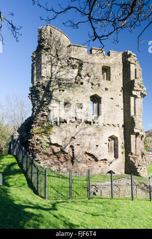 Crickhowell Castle, also known as Alisby's Castle in Crickhowell, Powys Stock Photo