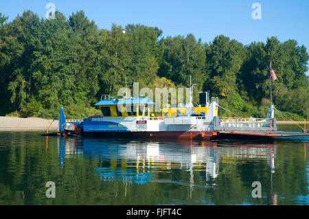 Willamette River ferry, Willamette Mission State Park, Oregon Stock Photo