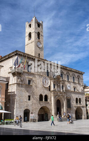 Palazzo dei Capitani del Popolo Ascoli Piceno Marche Italy Stock Photo