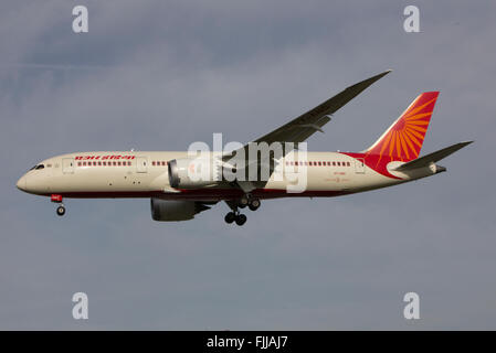 Boeing 787 Dreamliner Air India Airlines landing at LHR London Heathrow Airport Stock Photo