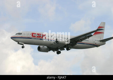 Boeing 737 CSA Czech Airlines landing at LHR London Heathrow Airport Stock Photo