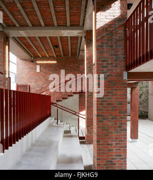 Courtyard space with outdoor seating and stairway. The Haven, Killarney, Ireland. Architect: Gottstein Architects, 2016. Stock Photo