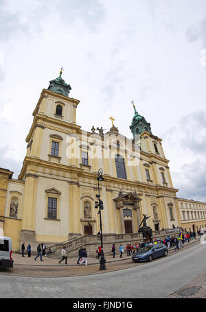 Church of the Holy Cross (Bazylika Swietego Krzyza) in Warsaw, Poland Stock Photo