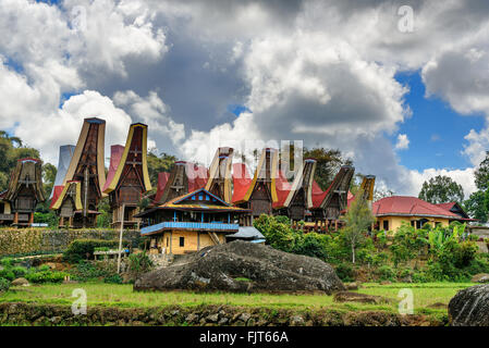 Tongkonan traditional houses in Tongkonan Berurung. Lempo. Tana Toraja, Sulawesi. Indonesia Stock Photo