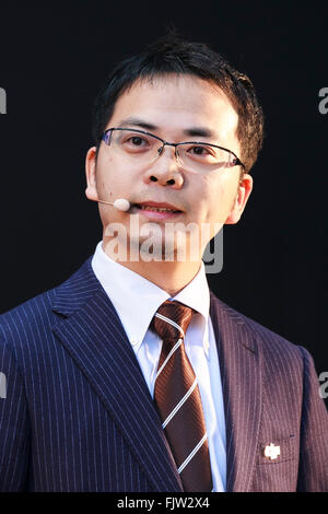 Tokyo, Japan. 3rd March, 2016. Allen Wu, DJI Japan General Manager, introduces the new Phantom 4 that can dodge obstacles and track objects in Roppongi Hills, on March 3, 2016, Tokyo, Japan. DJI's new model integrates a set of stereo cameras and proximity sensors that work with a computer software vision, which allows the Phantom 4 to fly autonomously. The new generation drone includes two newly added features, the ActiveTrack to continuously record a moving object and TapFly that allows users to select waypoints by controlling their smartphone or tablet. Credit:  Aflo Co. Ltd./Alamy Live News Stock Photo