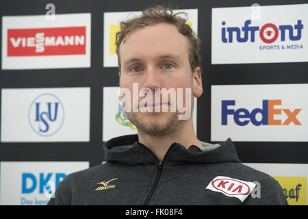 Berlin, Germany. 3rd Mar, 2016. Speed skater Moritz Geisreiter at a press conference for the upcoming Speed Skating World Cup (combined) on 5 and 6 March in Berlin, Germany, 3 March 2016. Photo: Soeren Stache/dpa/Alamy Live News Stock Photo