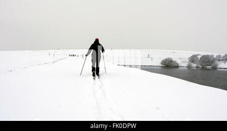 Derbyshire, UK. 04th Mar, 2016. The snow storms in Derbyshire today meant that adventure photographer Doug Blane was able to do some Nordic XC skiing above the Goyt Valley, Buxton Derbyshire 2016 Peak District National Park Stock Photo