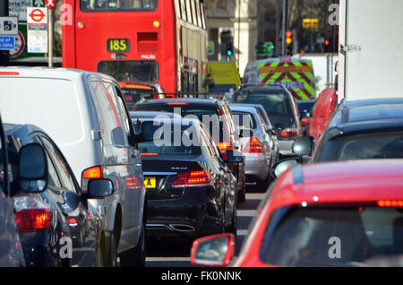 London, UK, 4 March 2016, heavy traffic congestion on Vauxhall Bridge. Stock Photo