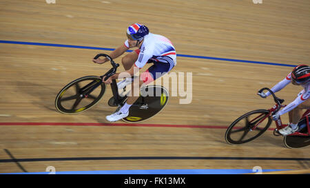 London, UK, 4 March 2016. UCI 2016 Track Cycling World Championships. Great Britain's Jonathan Dibben (left) claimed the Gold Medal in the Men's Point's Race after a thrilling finale which saw him tie on points with Austria's Andreas Graf, winning the title on count-back. Credit:  Clive Jones/Alamy Live News Stock Photo