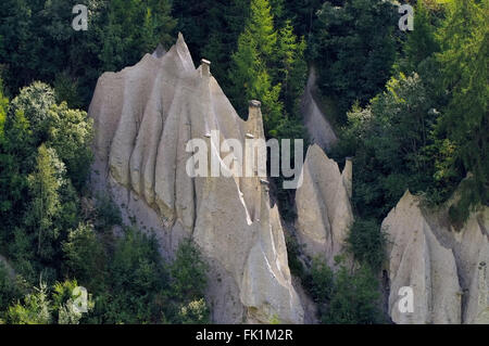 Terenten Erdpyramiden eine geologische Besonderheit - Terenten in Dolomites, Hoodoos a geologic formation Stock Photo