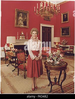 Washington, District of Columbia, USA. 10th Jan, 2002. Photograph of Official Portrait of First Lady Nancy Reagan taken in the Red Room at the White House in Washington, DC on February 7, 1981.Credit: White House via CNP © White House/CNP/ZUMA Wire/Alamy Live News Stock Photo