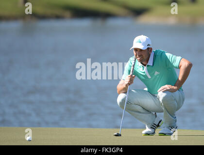 Doral, Florida, USA. 06th Mar, 2016. Sergio Garcia of Spain on the 8th green during the final round of the World Golf Championships-Cadillac Championships - Final Round at Trump National Doral in Doral, FL Credit:  Action Plus Sports/Alamy Live News Stock Photo