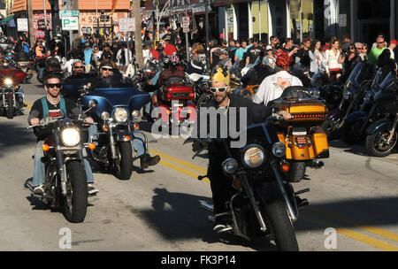 Daytona Beach, Florida, USA. 06th Mar, 2016. Motorcyclists ride down Main Street in Daytona Beach, Florida for the 75th Annual Bike Week gathering. The 10-day event, which features motorcycle racing, concerts, street festivals, and wet t-shirt contests, draws as many as 500,000 motorcycle enthusiasts from around the world, and is one of the largest gatherings of its kind in the United States. Credit:  Paul Hennessy/Alamy Live News Stock Photo