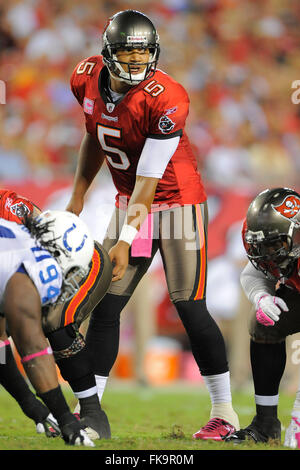 Tampa, Fla, USA. 3rd Oct, 2011. Tampa Bay Buccaneers tight end Luke Stocker  (88) runs upfield during the Bucs 27-17 win over the Indianapolis Colts at  Raymond James Stadium on Oct. 3