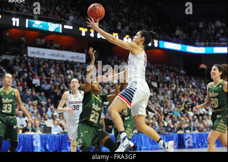 Uncasville, CT, USA. 7th Mar, 2016. UConn Huskies Guard Kia Nurse (11) in action during the NCAA American Conference Championship Basketball game against USF at Mohegan Sun Arena in Uncasville, CT. Gregory Vasil/CSM/Alamy Live News Stock Photo