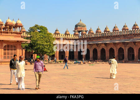 Locals and tourists at the inner courtyard of Jama Masjid mosque Fatehpur Sikri, UNESCO World Heritage Site, Uttar Pradesh, India, Asia Stock Photo