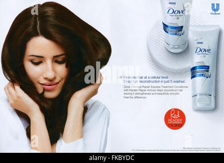 2010s UK Dove Magazine Advert Stock Photo