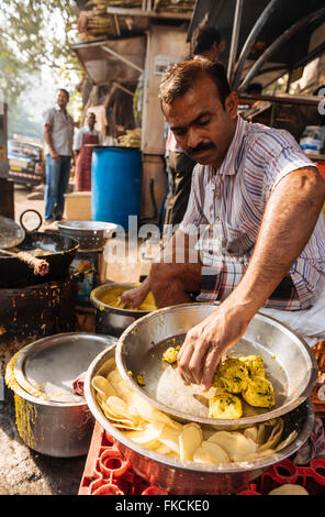 Street food stall, Mumbai, India Stock Photo