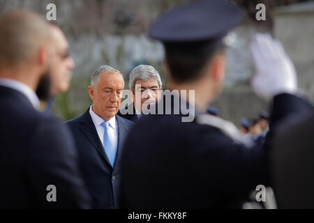 Lisbon, Portugal, 9th March, 2016. Elected portuguese president, Marcelo Rebelo de Sousa, arrives to the Parliament before taking office Credit:  Helena Poncini/Alamy Live News Stock Photo