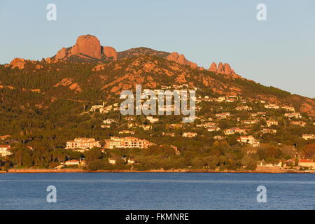 Massif de l'Esterel, Esterel massif, Le Rastel d'Agay, Saint-Raphaël, Var, Région Provence-Alpes-Côte d'Azur, France Stock Photo