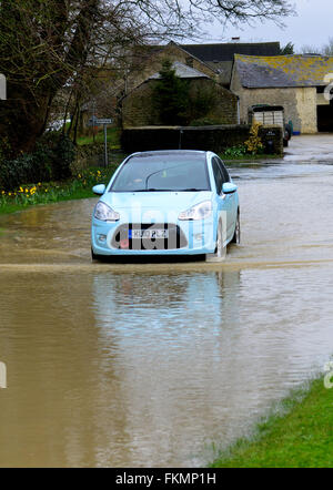 Stratton, UK. 9th March 2016. Stratton Audley Village Flooding 9th march 2016 Credit:  Cpuk/Alamy Live News Stock Photo