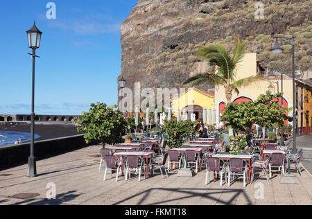 Restaurant on the promenade of Puerto de Tazacorte, La Palma, Canary Islands, Spain Stock Photo