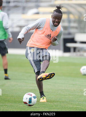 Columbus, Ohio, USA. 9th March, 2016. Columbus Crew SC forward Kei Kamara (23) passes the ball during a drill at Columbus Crew SC Media Day. Columbus, Ohio, USA Credit:  Brent Clark/Alamy Live News Stock Photo