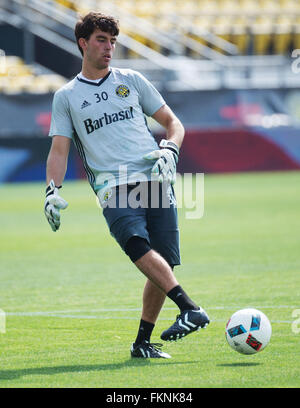 Columbus, Ohio, USA. 9th March, 2016. Columbus Crew SC goalkeeper Matt Pacifici warms up before practice at Columbus Crew SC Media Day. Columbus, Ohio, USA Credit:  Brent Clark/Alamy Live News Stock Photo