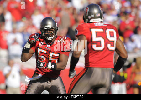 Tampa, Fla, USA. 16th Nov, 2008. Nov. 16, 2008; Tampa, FL, USA; Tampa Bay Buccaneers linebacker Derrick Brooks (55) and Tampa Bay Buccaneers linebacker Cato June (59) celebrate a defensive play during the Bucs 19-13 win over the Minnesota Vikings at Raymond James Stadium. ZUMA Press/Scott A. Miller © Scott A. Miller/ZUMA Wire/Alamy Live News Stock Photo