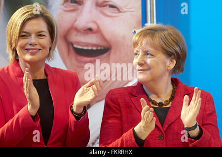 Bad Bad Neuenahr, Germany. 9th Mar, 2016. German Chancellor Angela Merkel (CDU, r) and the CDU's top candidate for the regional elections in Rhineland-Palatinate, Julia Kloeckner, applaude during the CDU's election campaign rally in Bad Bad Neuenahr, Germany, 9 March 2016. Photo: Thomas Frey /dpa/Alamy Live News Stock Photo