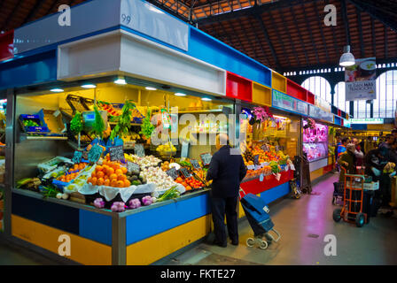 A Guide to Indoor Markets and Street Markets in Andalucia