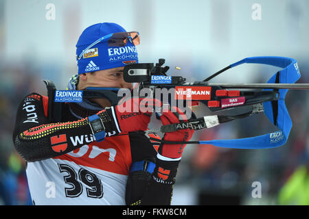 Oslo, Norway. 10th Mar, 2016. Germany's Simon Schempp at the shooting range prior to the Men 20km Individual competition at the Biathlon World Championships, in the Holmenkollen Ski Arena, Oslo, Norway, 10 March 2016. Credit:  dpa picture alliance/Alamy Live News Stock Photo