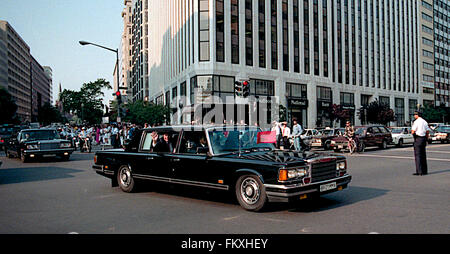 Washington, DC., 31st May, 1990 Russian President Mikhail Sergeyevich Gorbahev waves from the window of his Zil limousine as he rides back and forth from the Russian Embassy building on 16th street to the White House for summit meetings with President George H.W. Bush.  Credit: Mark Reinstein Stock Photo