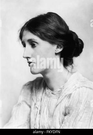 Virginia Woolf. Portrait of the English writer, Virginia Woolf, by George Charles Beresford, 1902 Stock Photo