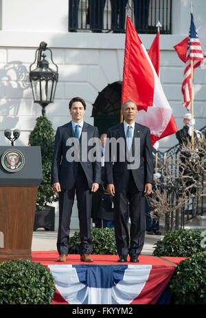 March 10, ,2016, Washington DC,United States -Official Arrival Ceremony – White House South Lawn.  Prime Minister Justin Trudeau and Mrs. Grégoire Trudeau’s arrival to White House grounds, opening remarks by President Obama and Prime Minster Trudeau, and the review of troops. Credit:  Patsy Lynch/Alamy Live News Stock Photo