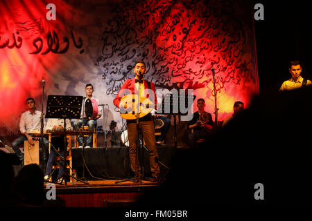 Gaza, Palestine. 10th Mar, 2016. Palestinian members of the Dawaween music band, play traditional oriental songs during a musical heritage concert in Gaza City. © Nidal Alwaheidi/Pacific Press/Alamy Live News Stock Photo