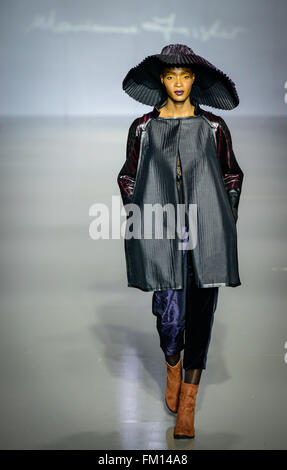 Johannesburg, South Africa. 10th Mar, 2016. A model presents a creation by local designer Marianne Fassler on the opening day of Mercedes-Benz Fashion Week Joburg 2016 at Nelson Mandela Square in Johannesburg, South Africa, on March 10, 2016. The Mercedes-Benz Fashion Week Joburg 2016, the largest and leading one in Africa, kicked off here Thursday. Creations by nearly 20 South African fashion designers are scheduled to be presented in 14 shows of the following three days. Credit:  Zhai Jianlan/Xinhua/Alamy Live News Stock Photo