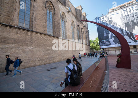 Fossar de les Moreres memorial square and Santa Maria del Mar church at Ciutat Vella district in Barcelona, Spain Stock Photo