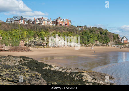 Jackson's Bay, a sandy beach tucked away on Barry Island on the South Wales coast Stock Photo