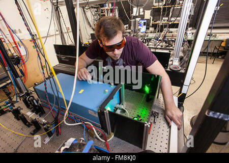 Experimental setup in a laser laboratory at the Institute for Experimental Physics in Dusseldorf, Germany Stock Photo