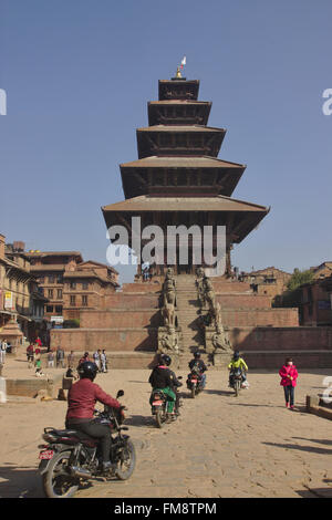 Motorbikes in front of Nyatapola Temple on Taumadhi Tole. Bhaktapur, Nepal Stock Photo