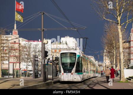 France, Paris, Tramway T2, Parc des Expositions de la Porte de Versailles station Stock Photo