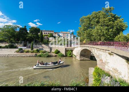 France, Aude, Ventenac en Minervois, on the banks of Canal du Midi listed as World Heritage by UNESCO Stock Photo