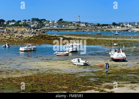 France, Finistere, Ile de Batz, Porz Kernok Stock Photo