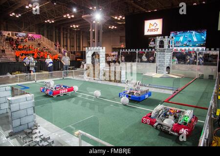 New York, USA. 11th Mar, 2016. Teams test their robots in a practice match at the 2016 FIRST Robotics Competition New York Regional in Jacob Javits Convention Center in New York City, the United States, March 11, 2016. Over 200 robotics teams from around the world will compete from March 11 to 13 in this year's regional games, with winning teams advancing to the global competition. © Li Changxiang/Xinhua/Alamy Live News Stock Photo