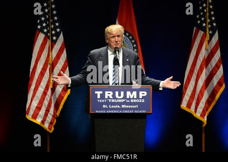 Saint Louis, Missouti, USA. 11th Mar, 2016. Donald Trump speaks to supporters at the Peabody Opera House in Downtown Saint Louis Credit:  Gino's Premium Images/Alamy Live News Stock Photo