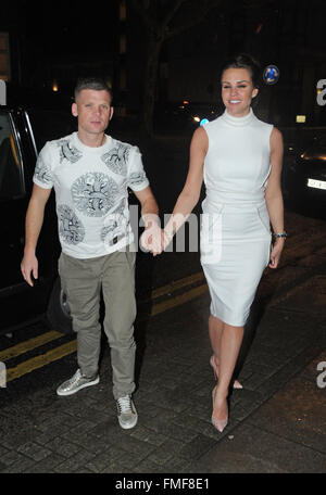 Danielle Lloyd and her new boyfriend Michael O'Neil are seen leaving Tamarin restaurant in London together after attending the Dakota Johnon Premiere of How to be single.  Featuring: Danielle Llyord, Michael O'Neil Where: London, United Kingdom When: 10 F Stock Photo