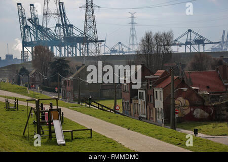 Antwerp, Belgium. 26th Feb, 2016. Tourists walk through the deserted ...